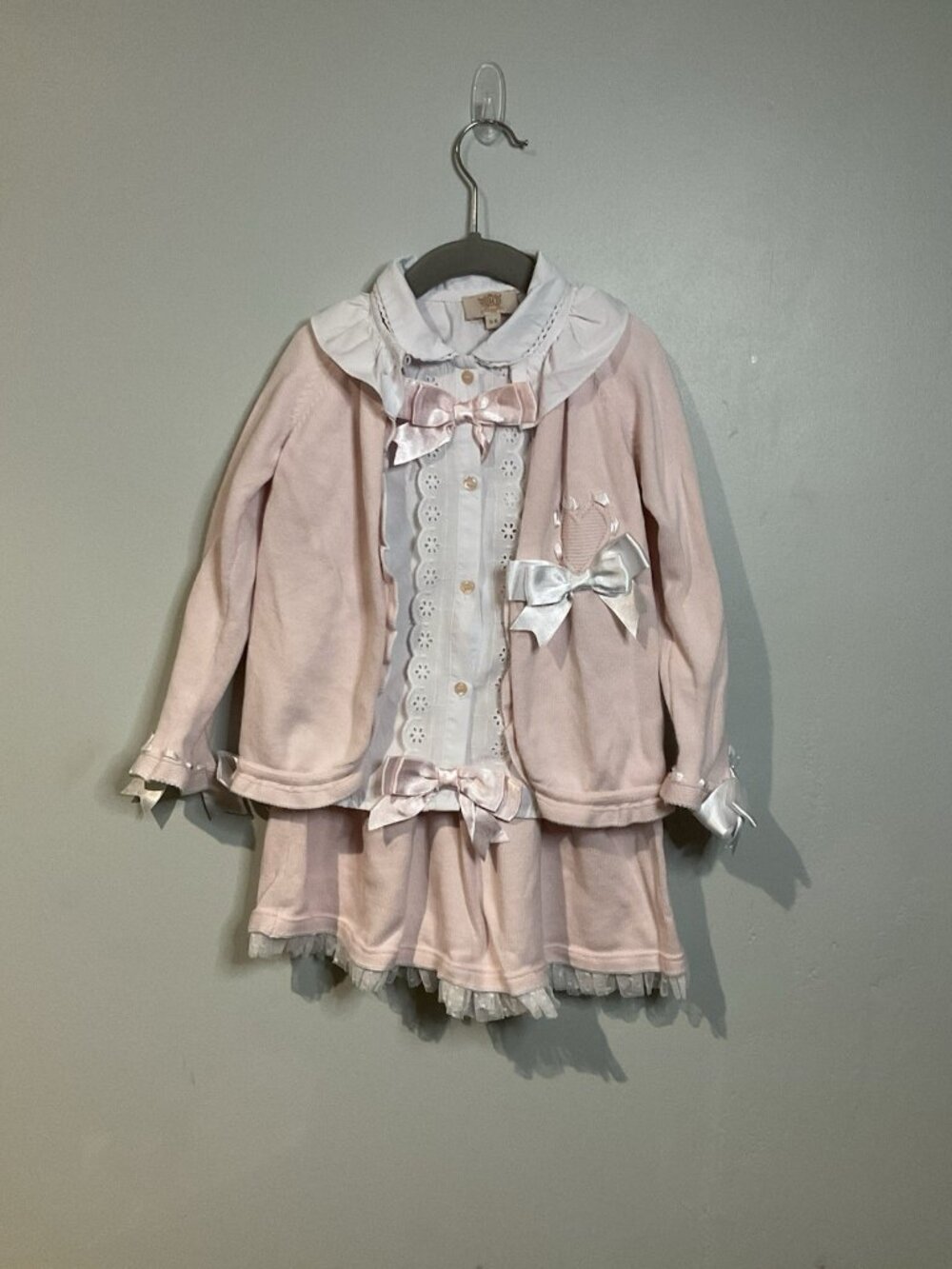 Caramelo Knitted Girl Pink 3 Piece Set Skirt Shirt Cardigan Bows Ruffle Size 5/6